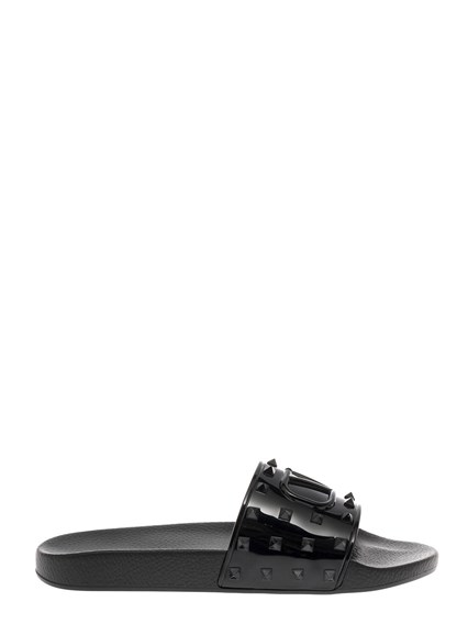 Valentino Garavani Men's Black Rubber Slide Sandals VALENTINO GARAVANI  Price | Gaudenzi Boutique