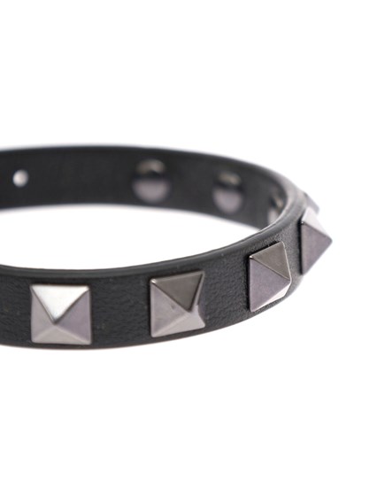 Studded Black Leather Bracelet Valentino Man VALENTINO Price | Gaudenzi Boutique