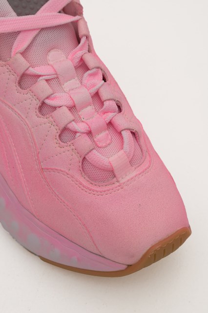 Manhattan Sneakers Pink available on 
