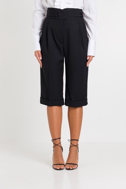 tailored capri trousers