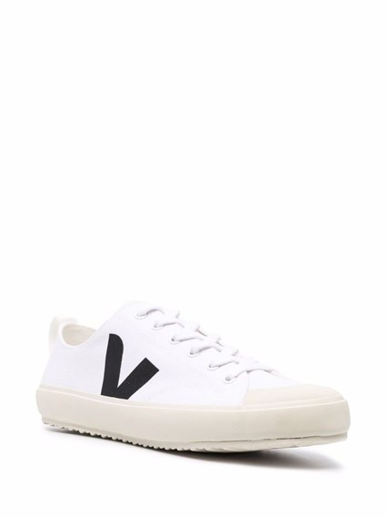 veja nova black white