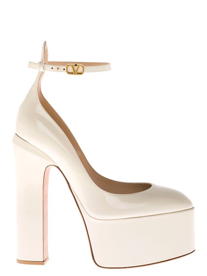 tan platform pumps