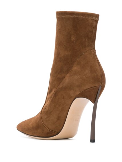 Blade bootsCasadei in Pelle scamosciata di colore Marrone Donna Stivali da Stivali Casadei 3% di sconto 